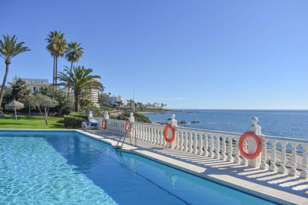 Apartamento En Urb Primera Linea De Playa Màlaga Exteriér fotografie
