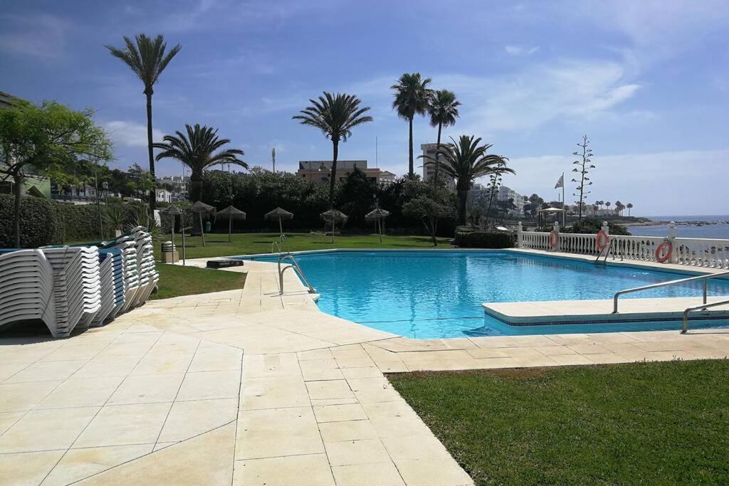 Apartamento En Urb Primera Linea De Playa Màlaga Exteriér fotografie
