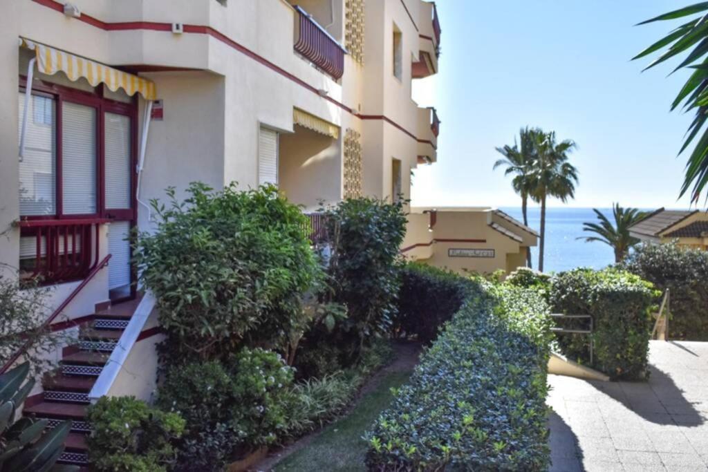 Apartamento En Urb Primera Linea De Playa Màlaga Exteriér fotografie